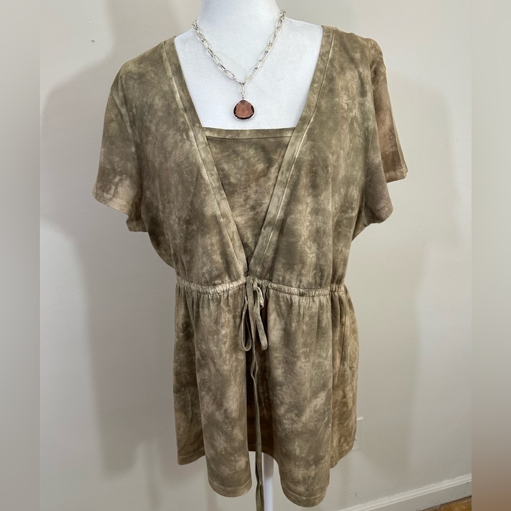 Style & Co Sports sz 1X top shades of tans looks like 2 piece set Tunic length